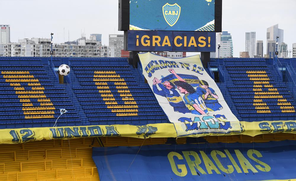 Boca y Newells rindieron un emotivo homenaje a Diego Maradona en la Bombonera, NA