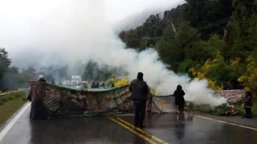 Nuevos incidentes en Villa Mascardi con grupos mapuches durante operativo en zona tomada