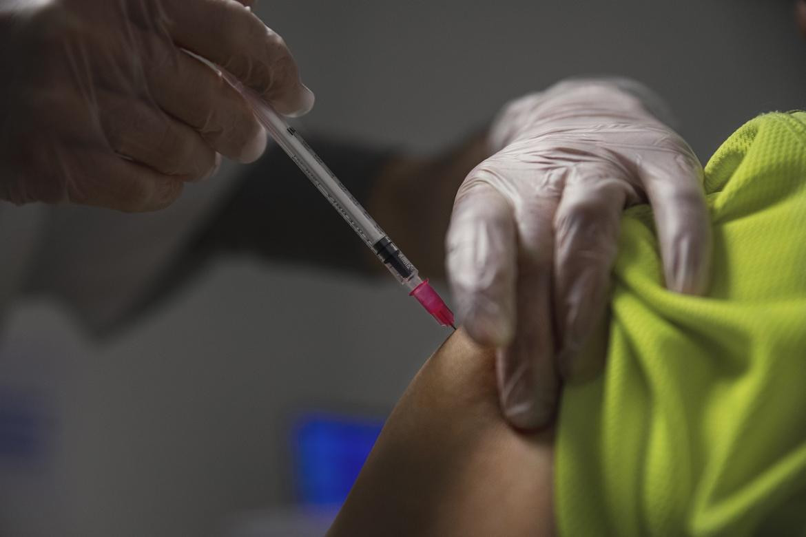 Vacuna contra coronavirus, Reuters
