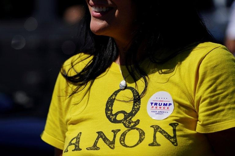 Fanáticos de Trump pertenecientes a QAnon, REUTERS