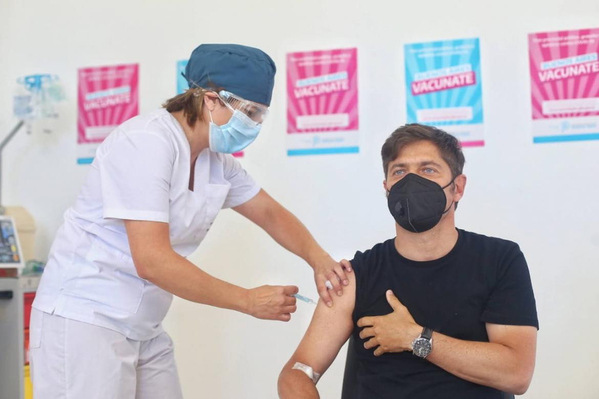 Vacunación de Axel Kicillof contra el coronavirus, AGENCIA NA
