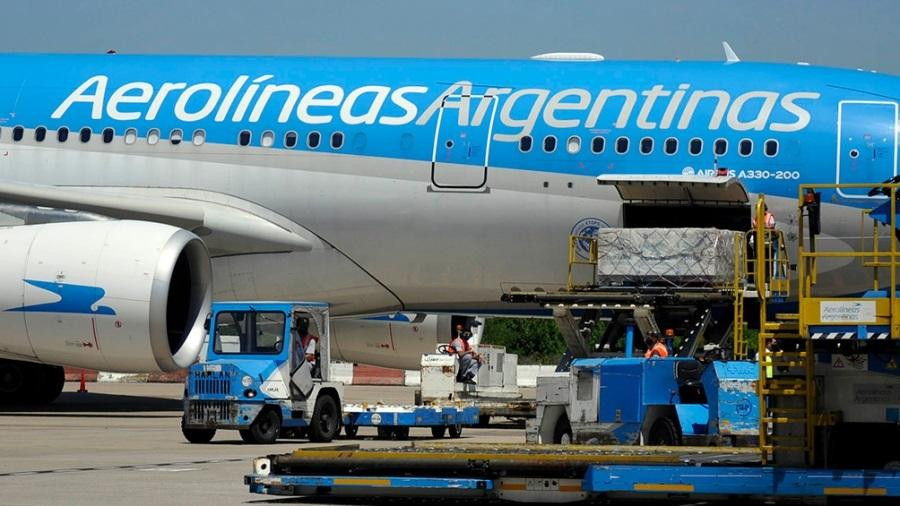 Avión de Aerolíneas Argentinas, vacunas contra coronavirus