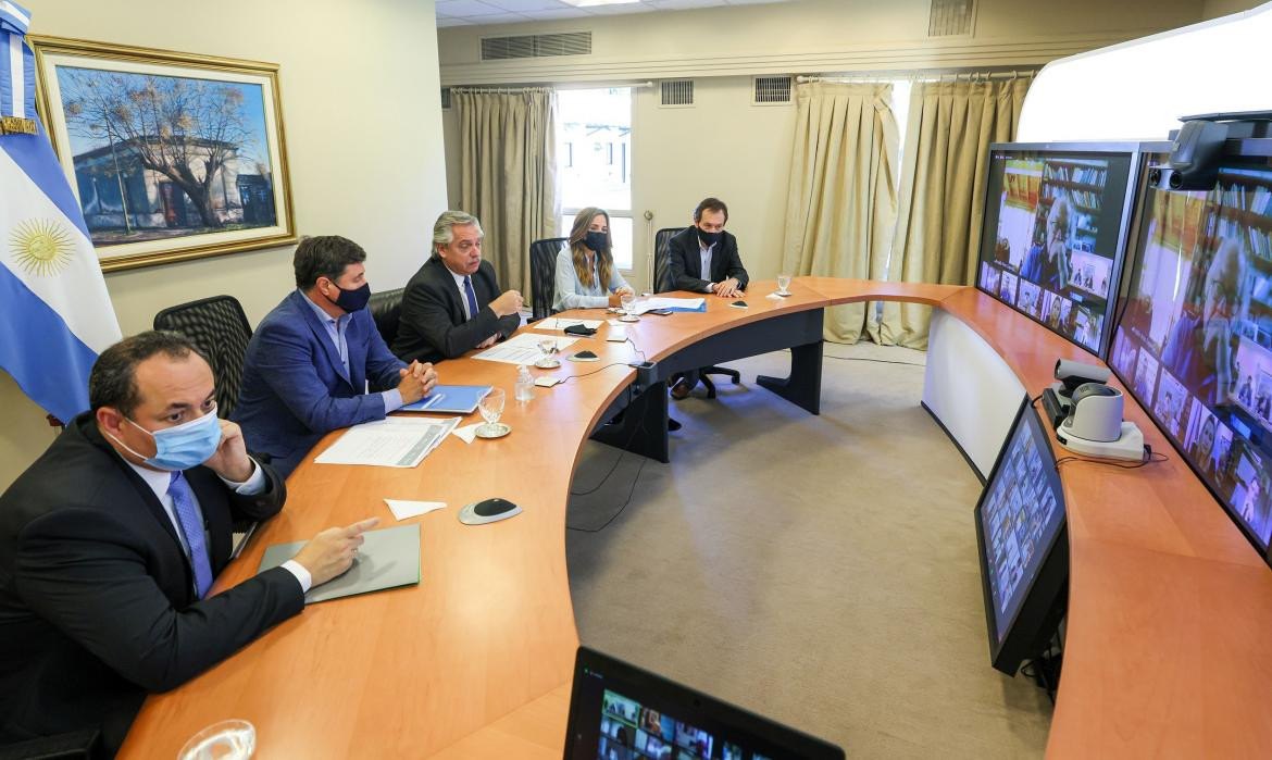 Alberto Fernández encabezó la primera reunión de 2021 del Consejo Federal Argentina Contra el Hambre, Agencia NA
