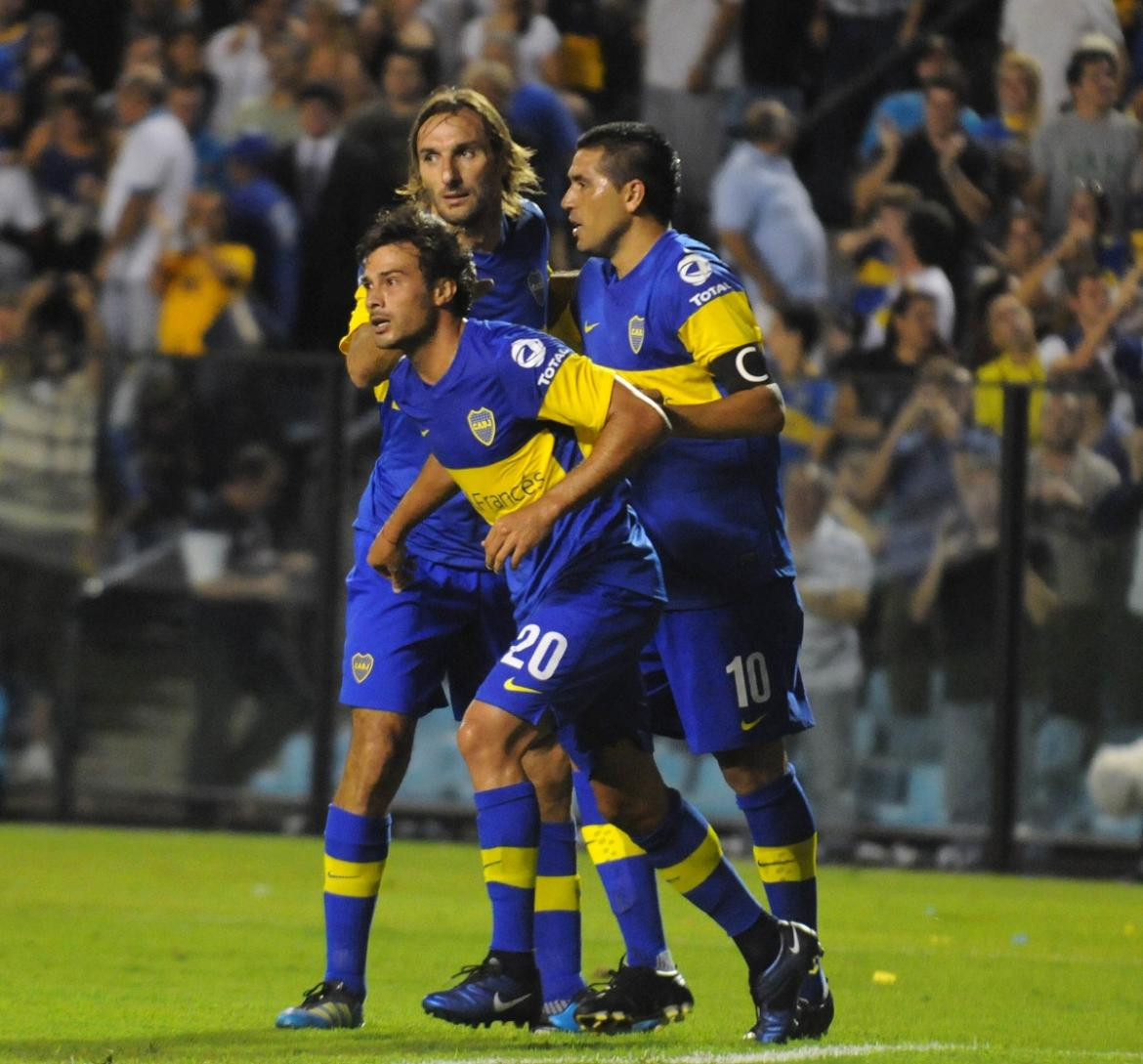 Rolando Schiavi y Juan Roman Riquelme, Boca Juniors, NA.