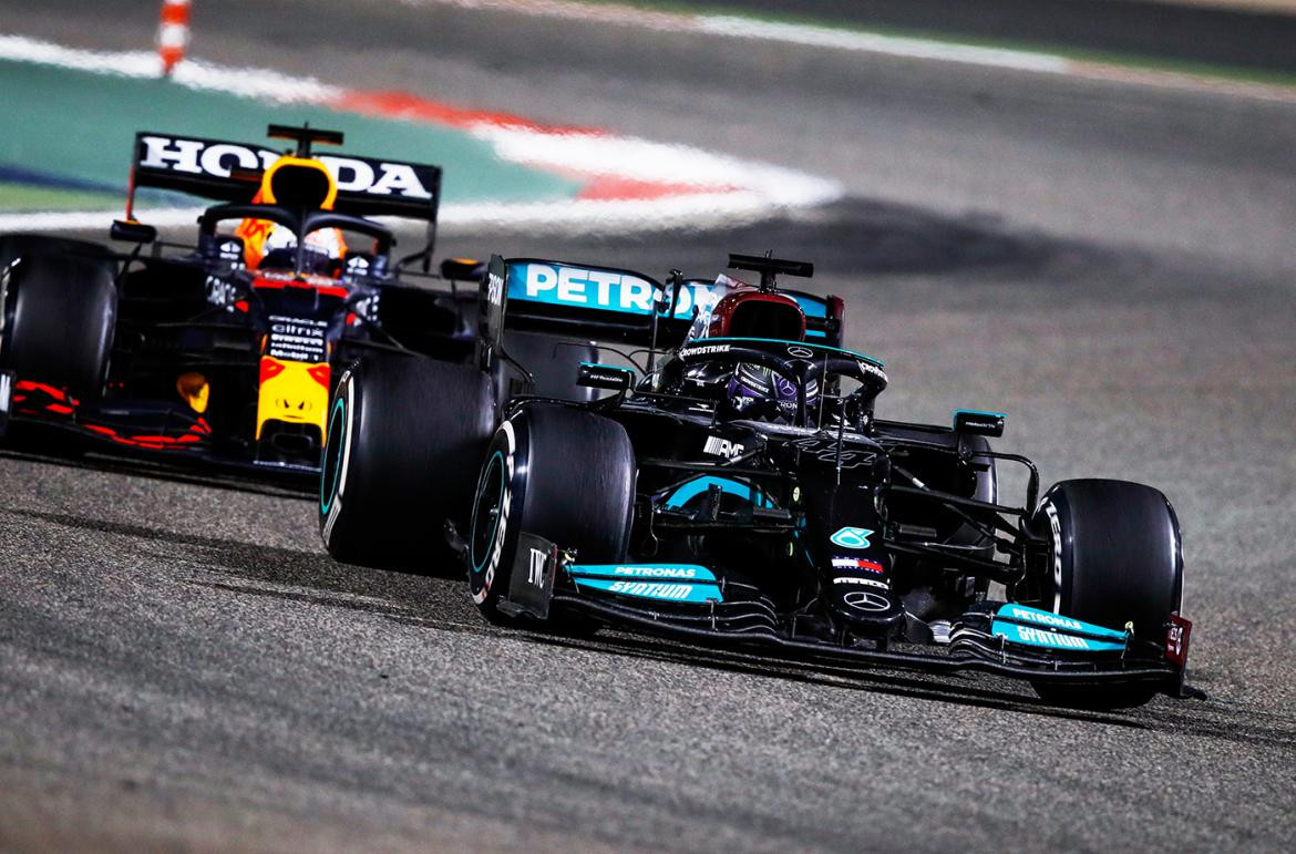 Fórmula 1, Lewis Hamilton, Mercedes Benz, Max Verstappen, Red Bull, automovilismo, Reuters