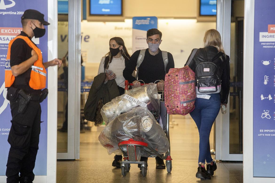 Coronavirus en Argentina, turistas, turimo, aeropuerto, NA