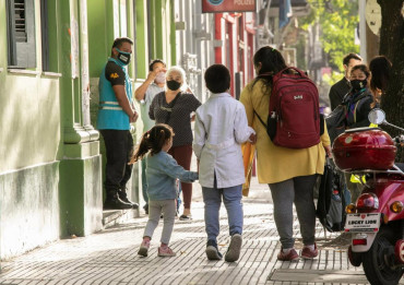 Ciudad de Buenos Aires confirmó que este martes hubo clases presenciales en 100% de sus escuelas