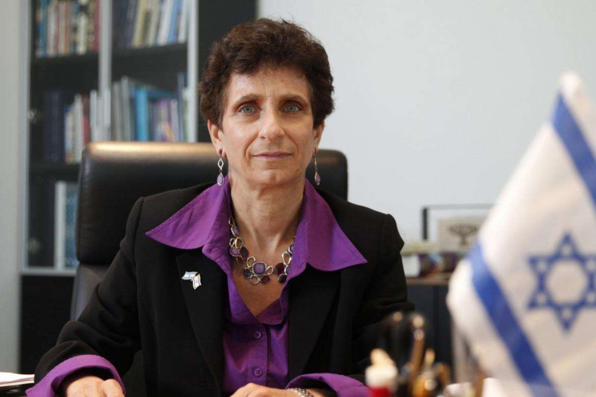 La embajadora Galit Ronen, Israel