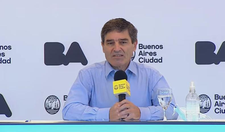 Fernán Quirós, ministro de Salud de la Ciudad, captura YouTube
