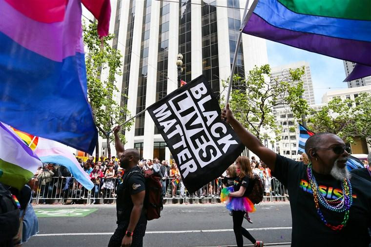 Marcha del orgullo LGBT más apoyo de Black Lives Matter