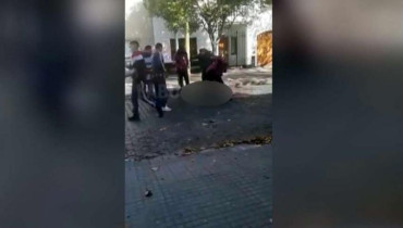 VIDEO: brutal golpiza a un delincuente que intentó robar una estación de servicio en La Plata