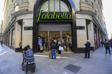 Crisis implacable: Falabella cerró su última tienda y anunció que tampoco venderá online 