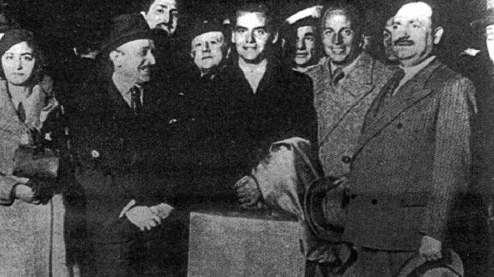 García Lorca en su llegada a Buenos Aires, octubre de 1933