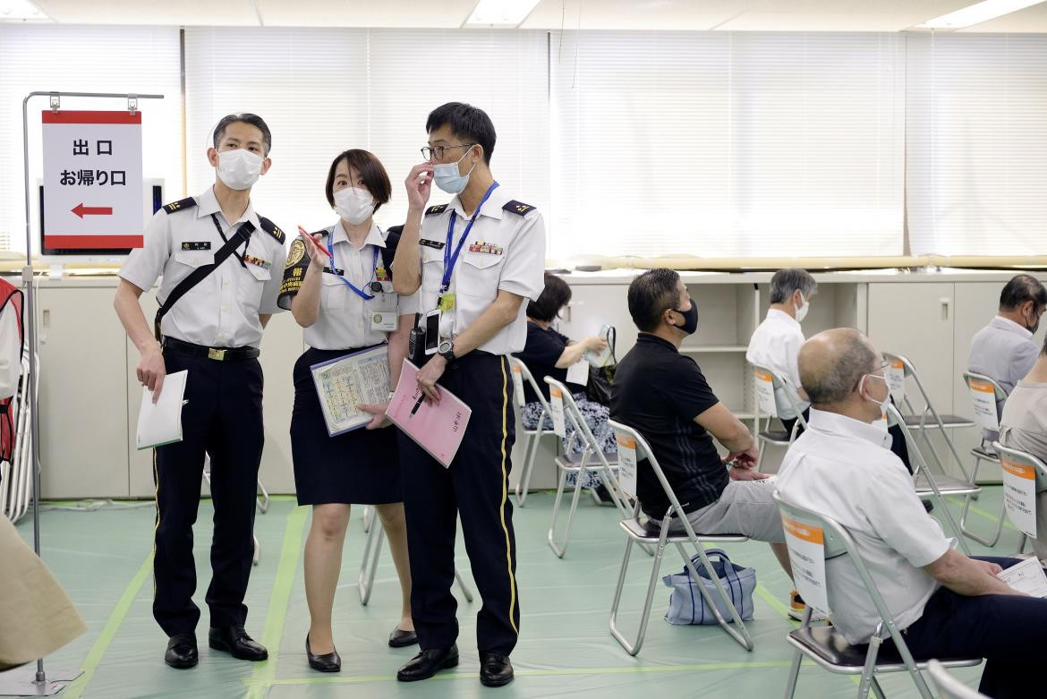 Vacunación en Japón, Reuters