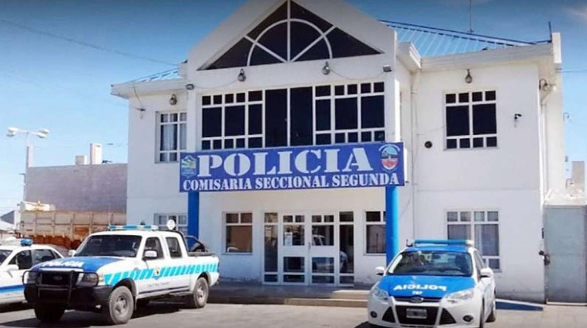 El detenido quedó alojado en la Comisaría Segunda de Las Heras. (Foto: gentileza Radio 3 Cadena Patagonia).