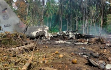 Tragedia aérea en Filipinas: se estrelló un avión militar, hay al menos 45 muertos y más de 50 heridos