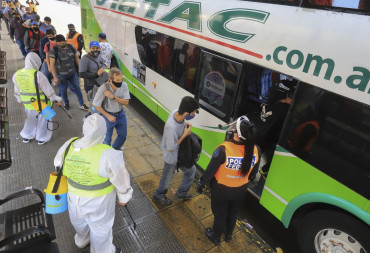 La Provincia de Buenos Aires comenzará a exigir el pase sanitario para viajar en micros