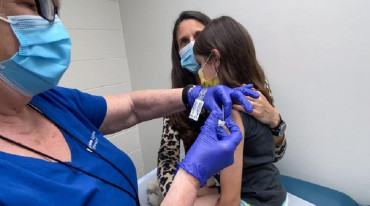 La Provincia de Buenos Aires comenzará a inscribir para vacunarse a chicos de entre 13 y 17 años con comorbilidades