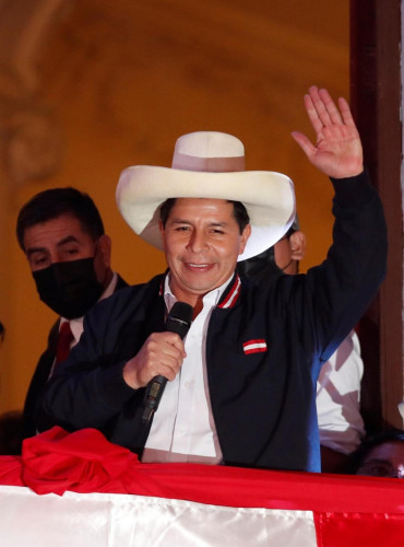 Perú: Pedro Castillo fue proclamado presidente a ocho días del traspaso