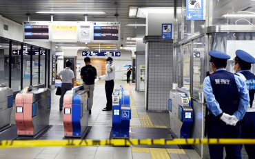Pánico en Tokio: al menos diez heridos en un ataque con cuchillo en un tren