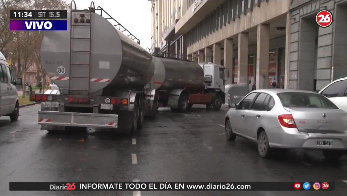 Protesta de camioneros en Plaza de Mayo, CANAL 26