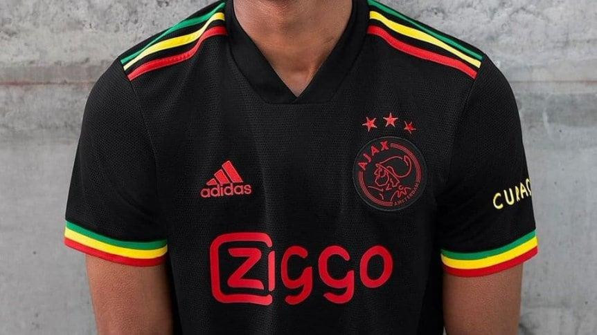 Camiseta del Ajax en homenaje a Bob Marley