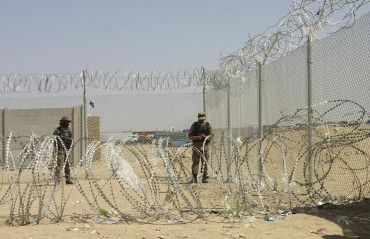 Sube la tensión en la zona más caliente del mundo: Pakistán fortifica su frontera con Afganistán