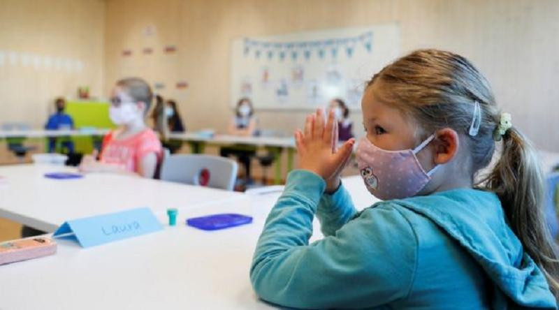Niños en pandemia, educación, Reuters