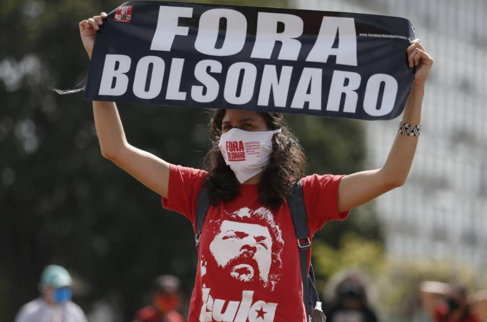 Protesta contra Kair Bolsonaro en Brasil, NA
