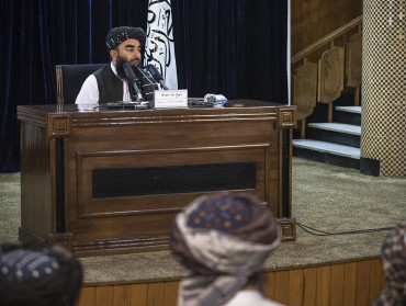 Tensión en Afganistán: reunión de talibanes con enviados de Rusia, China y Pakistán en Kabul