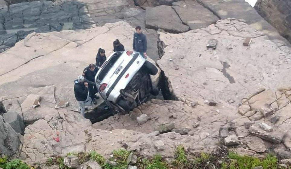 Auto cayó al vacío en Mar del Plata