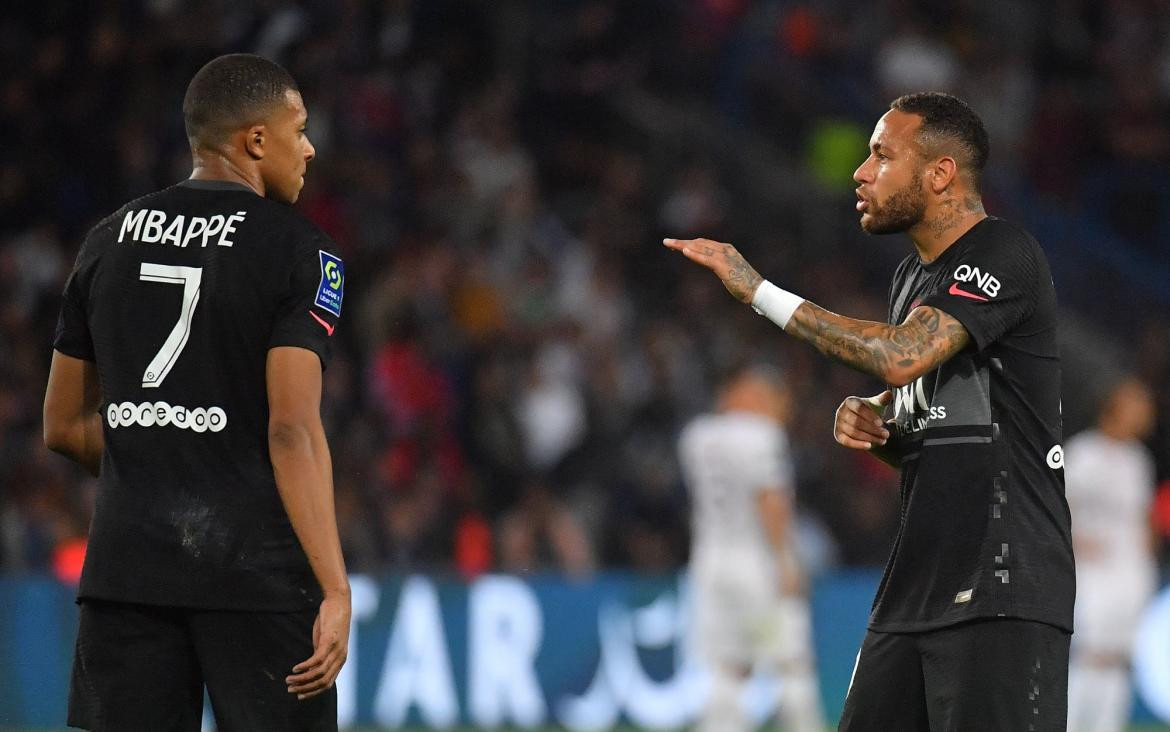 Mbappé y Neymar, PSG. Reuters.