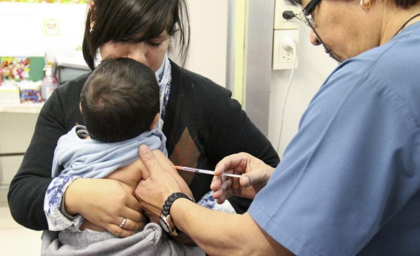 Vacunación en menores de edad, AGENCIA NA