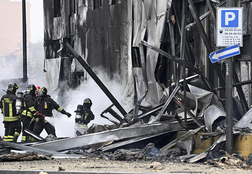 Tragedia aérea en Italia, Reuters