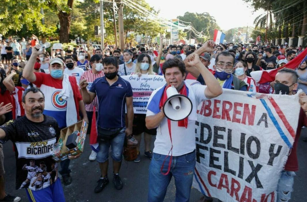 Marcha contra restricciones por coronavirus en Paraguay, NA