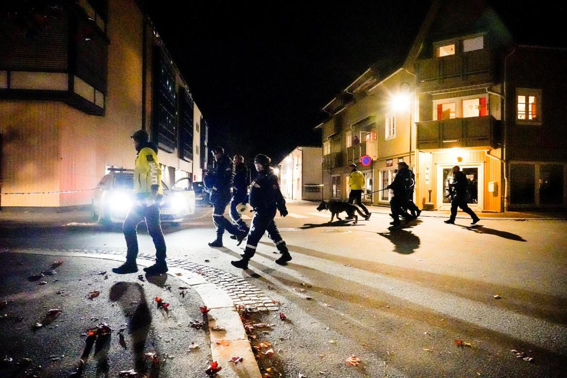 Noruega: un hombre armado con un arco y flechas mató e hirió a varias personas, EFE