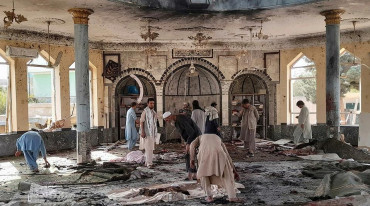 Al menos 32 muertos y 50 heridos en un atentado en una mezquita chií afgana