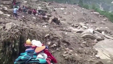 Drama en Nepal: al menos 52 muertos por lluvias torrenciales y deslizamientos de tierra