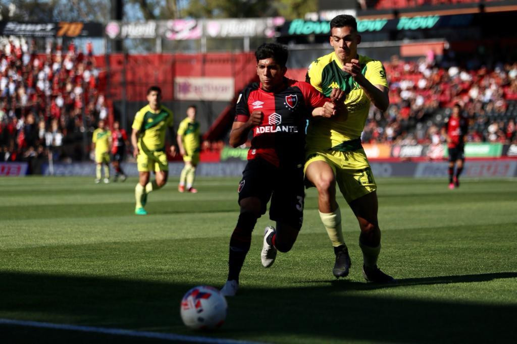 Liga Profesional de Fútbol, Newells vs. Aldosivi