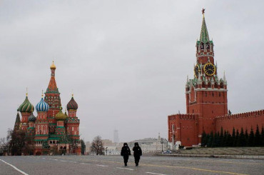 Rusia no puede aplacar su rebrote de covid y crecen los muertes y contagios diarios