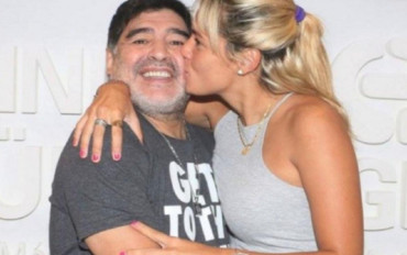 La sorprendente decisión de Rocío Oliva a días del primer aniversario de la muerte de Maradona