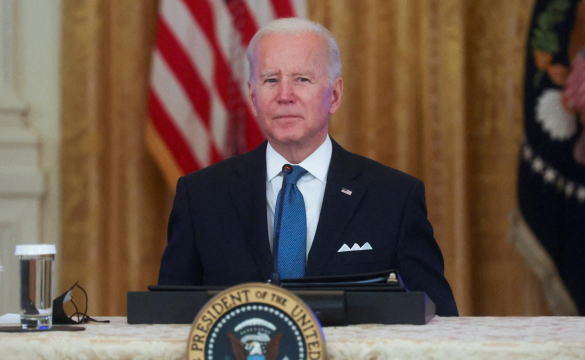 Biden insultó a periodista en conferencia, Reuters