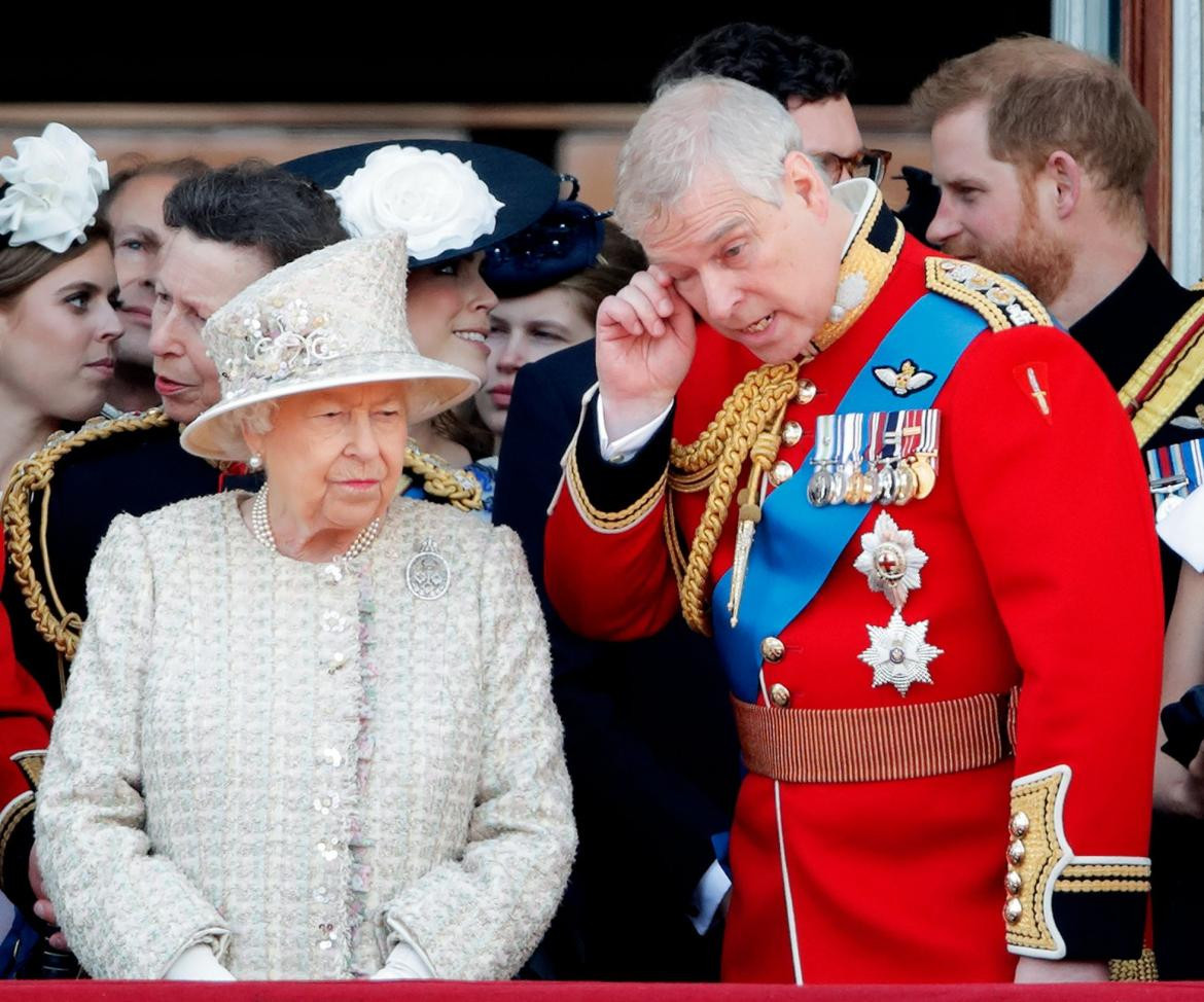 Reina Isabel II y Príncipe Andrés