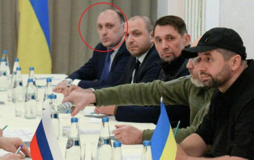 Servicio Secreto de Ucrania mató a integrante de primera delegación a mesa de negociaciones con Rusia