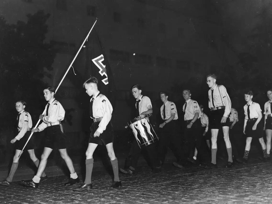 Juventudes Hitlerianas, nazis, runa Wolfsangel
