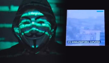 Guerra cibernética: Anonymous hackeó la televisión rusa y mostró lo que sucede en Ucrania