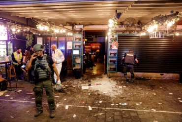 Al menos dos muertos y diez heridos tras un tiroteo en una zona de Tel Aviv