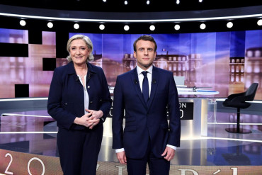 La campaña presidencial se reanuda en Francia con el duelo Le Pen-Macron