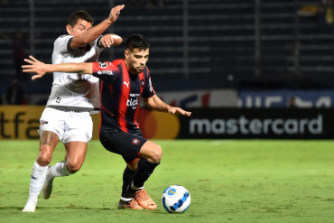 Cerro Porteño derrotó a Colón en la segunda fecha de la Copa Libertadores