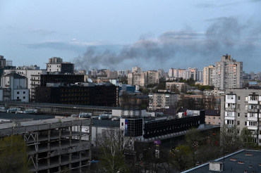Rusia confirma ataque contra Kiev con armas de alta precisión que destruyeron una fábrica militar